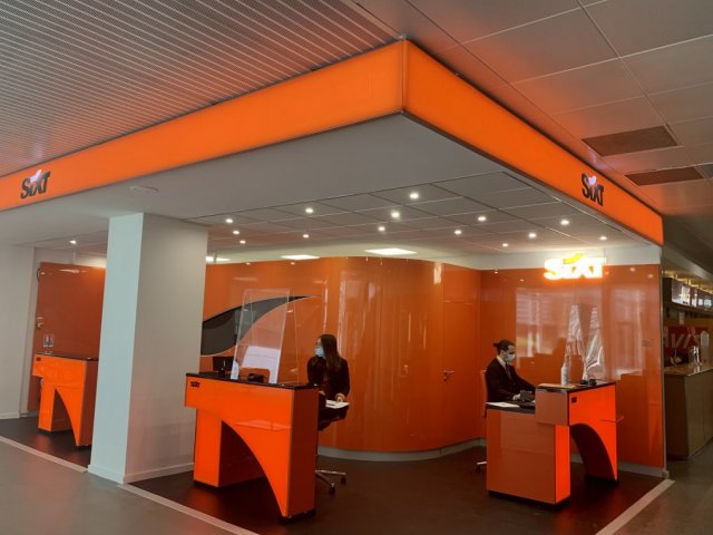 Nouvelle agence Sixt à l'aéroport Pau Pyrénées 